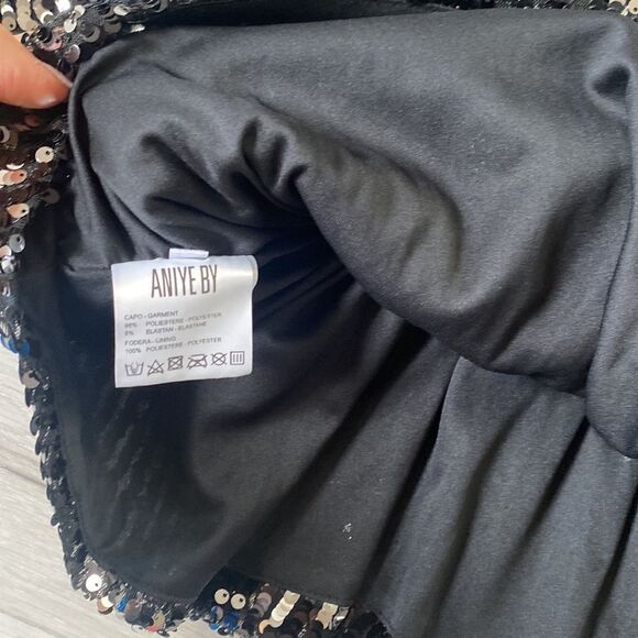 Aniyeby Top Amanda Sequence Nero Color Size S Nwt - Picture 7 of 8